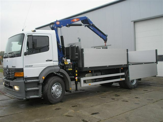 Mercedes valník s HR